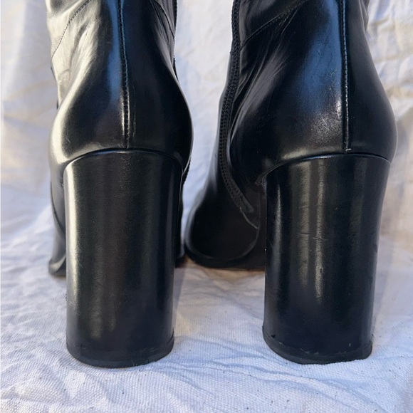 Barney’s New York Black Heel Boot - Picture 6 of 12